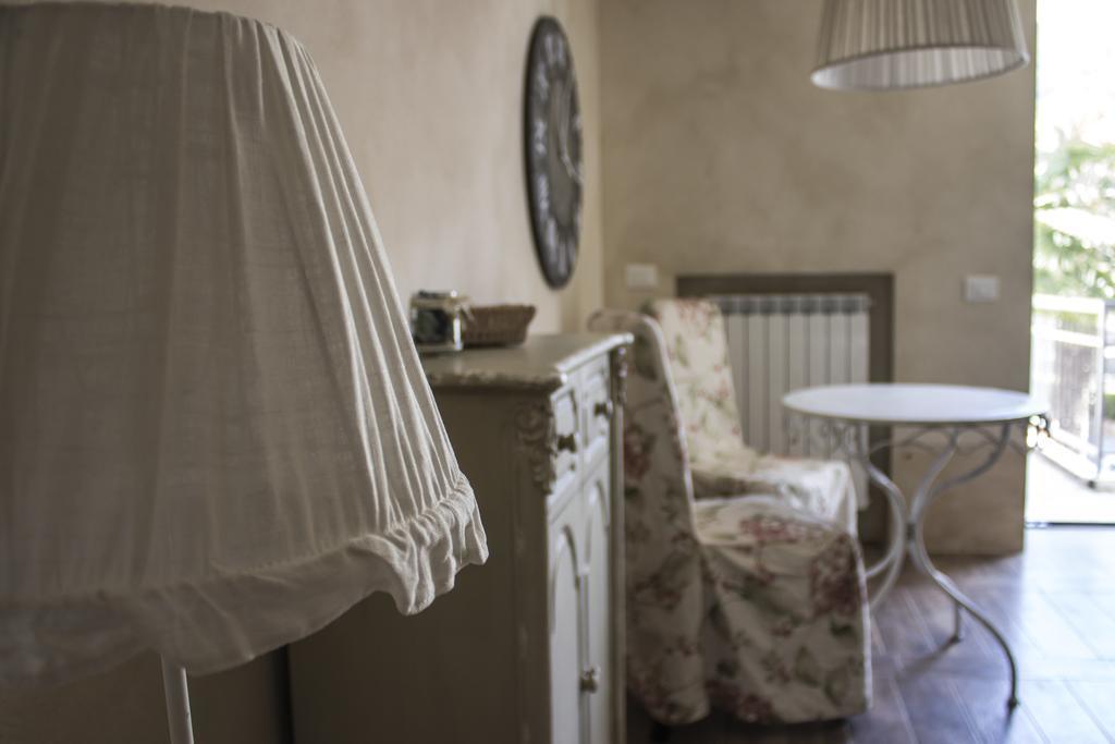 Bed and Breakfast Le Dolcezze Кроне Номер фото
